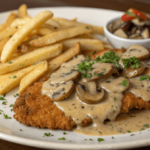 Jägerschnitzel Jägersoße Pommes Champignons